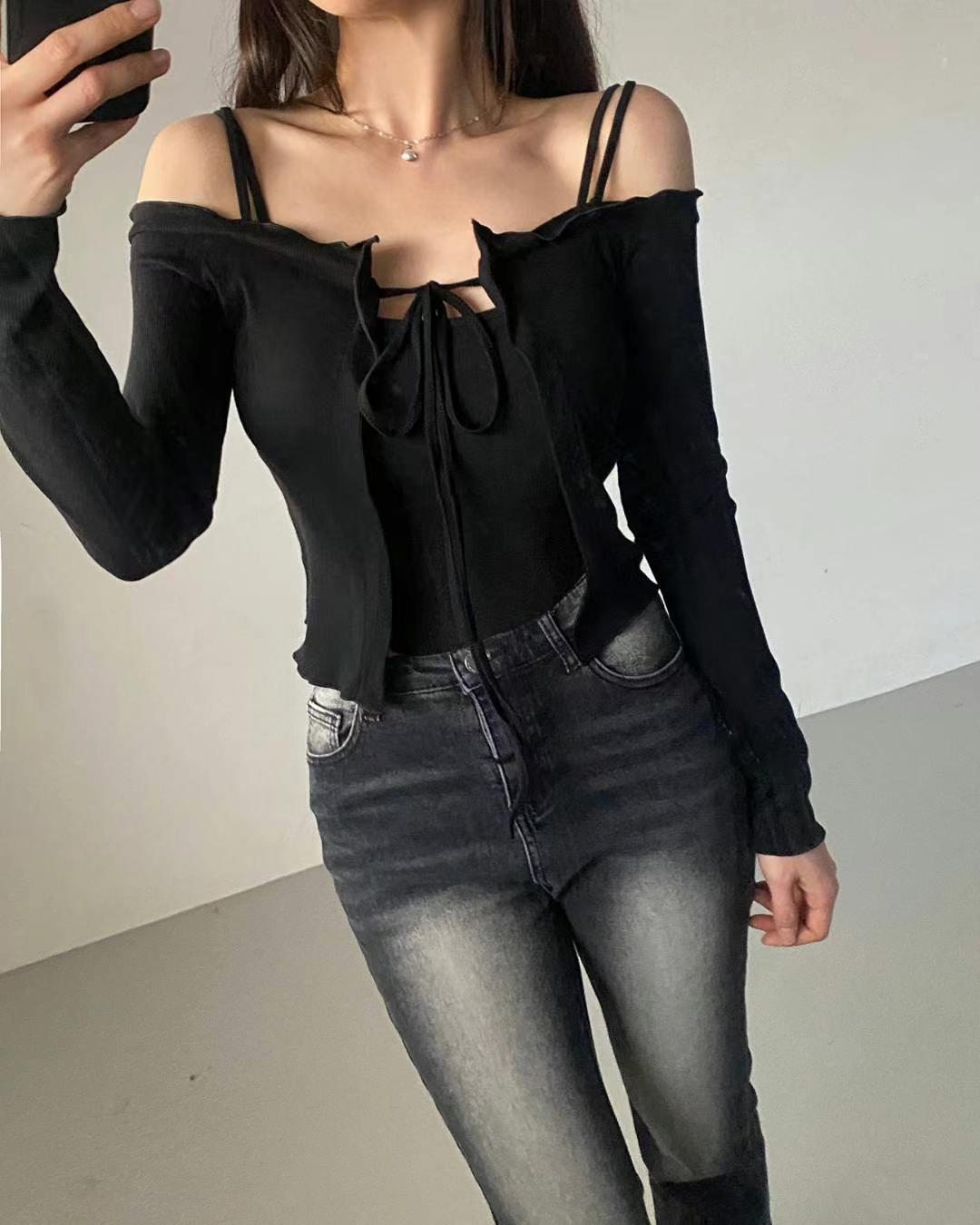 Off-shoulder Ribbon Cardigan