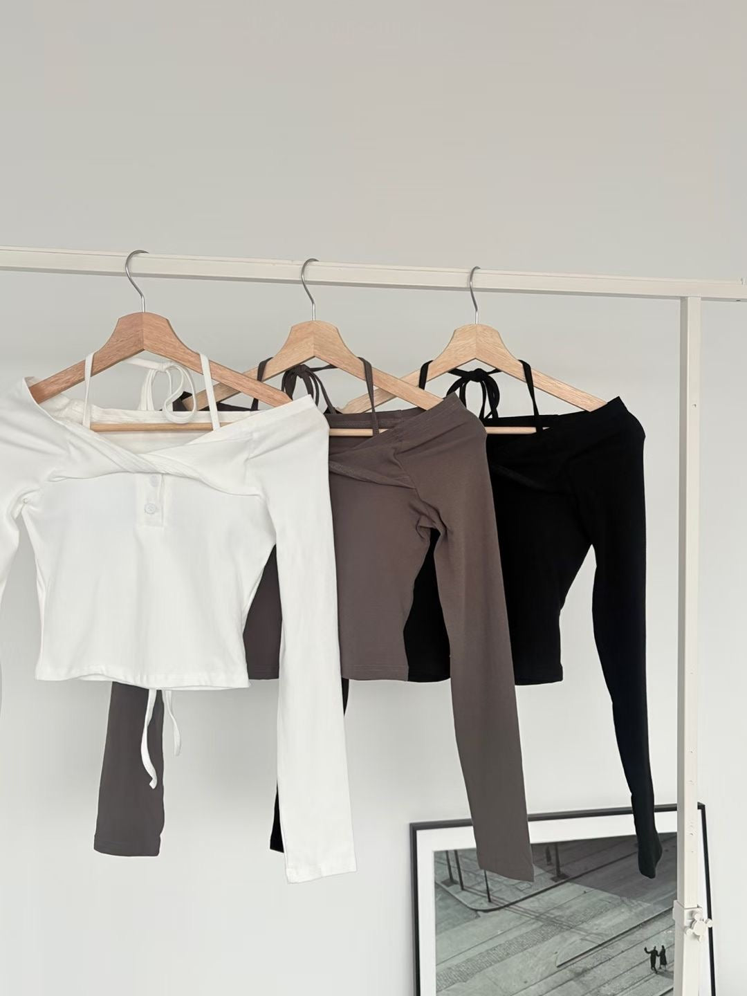 Twist Halter Long Sleeves