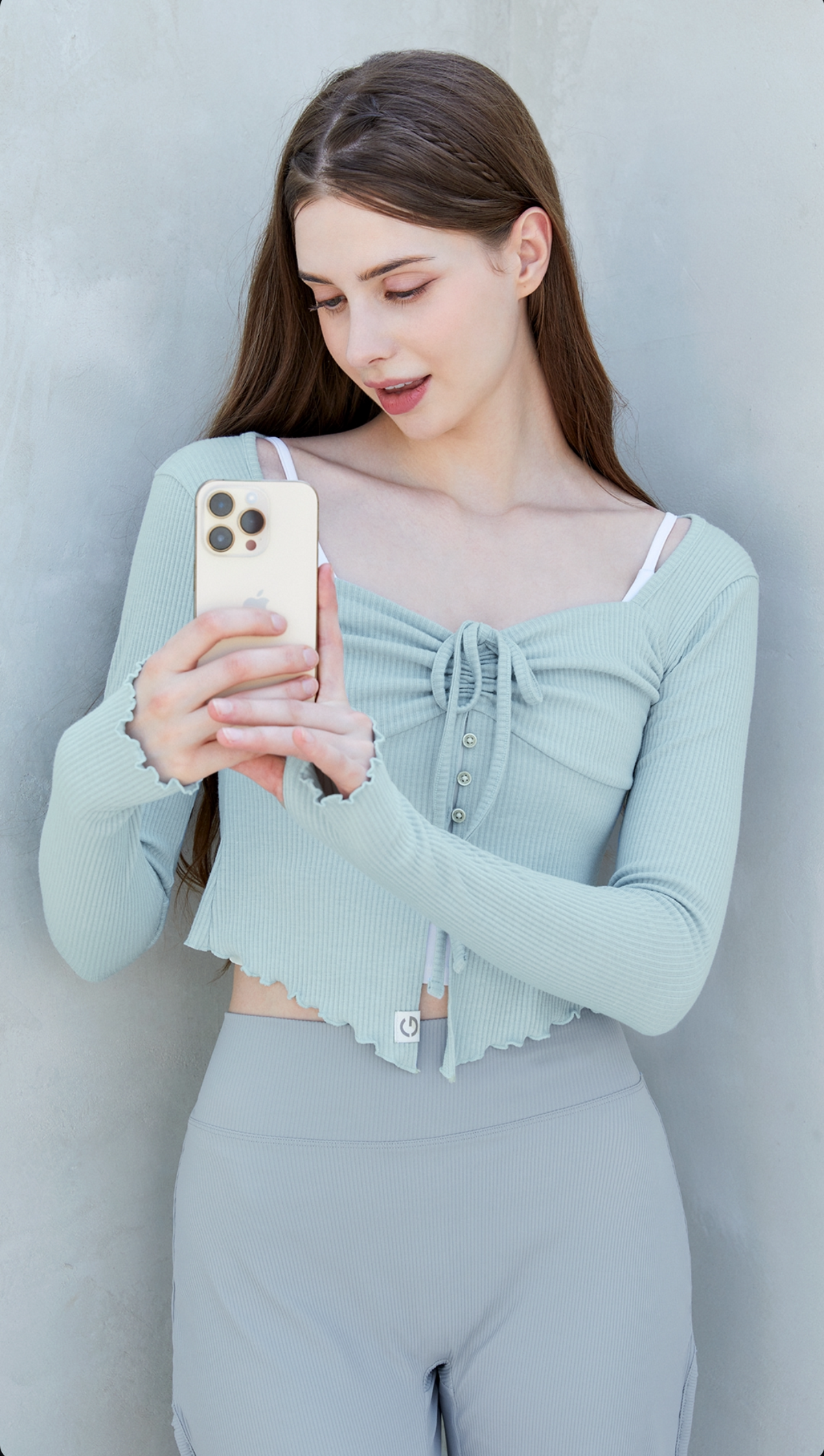 Shirring Heart Neck Long Sleeves