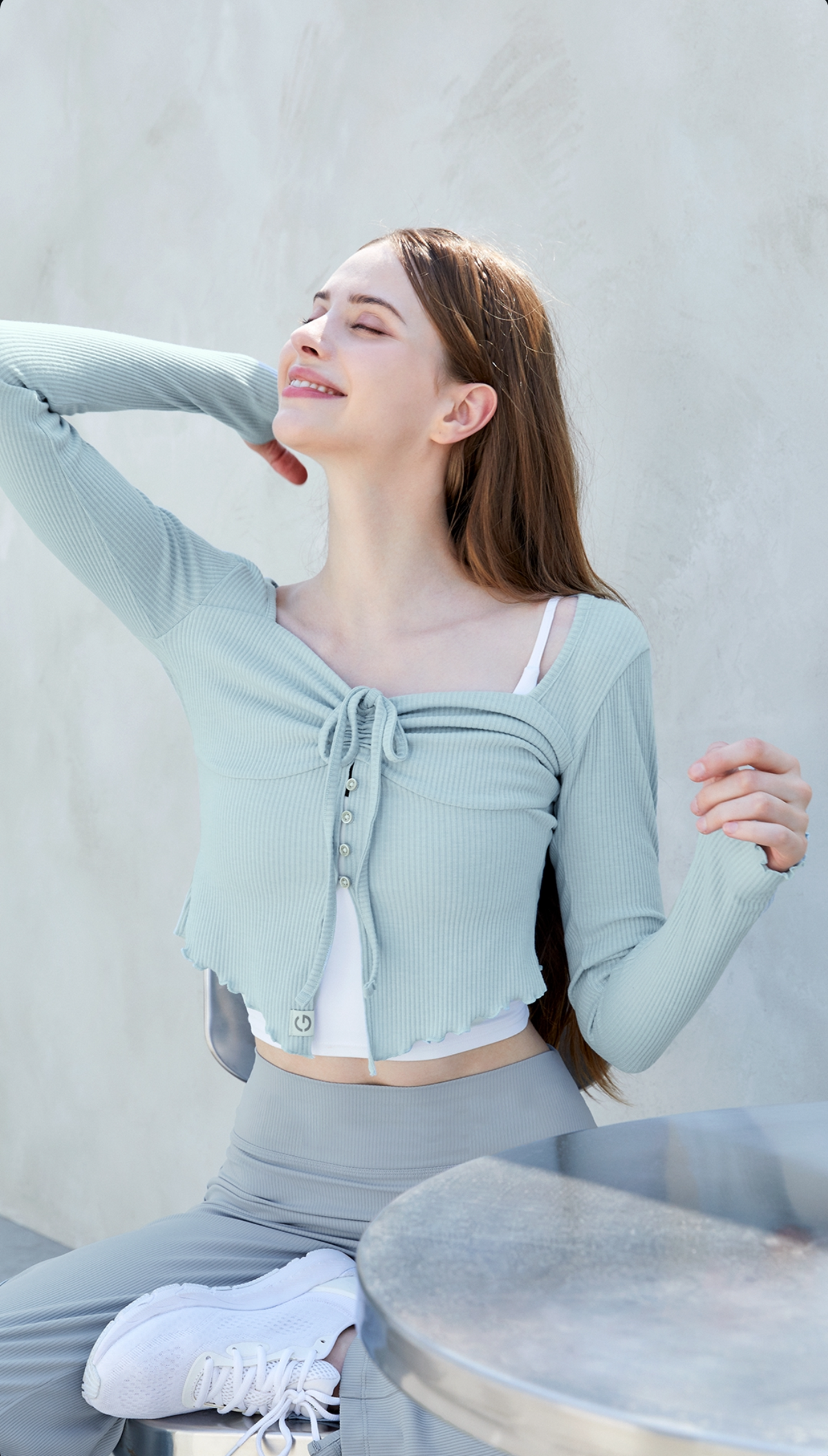 Shirring Heart Neck Long Sleeves