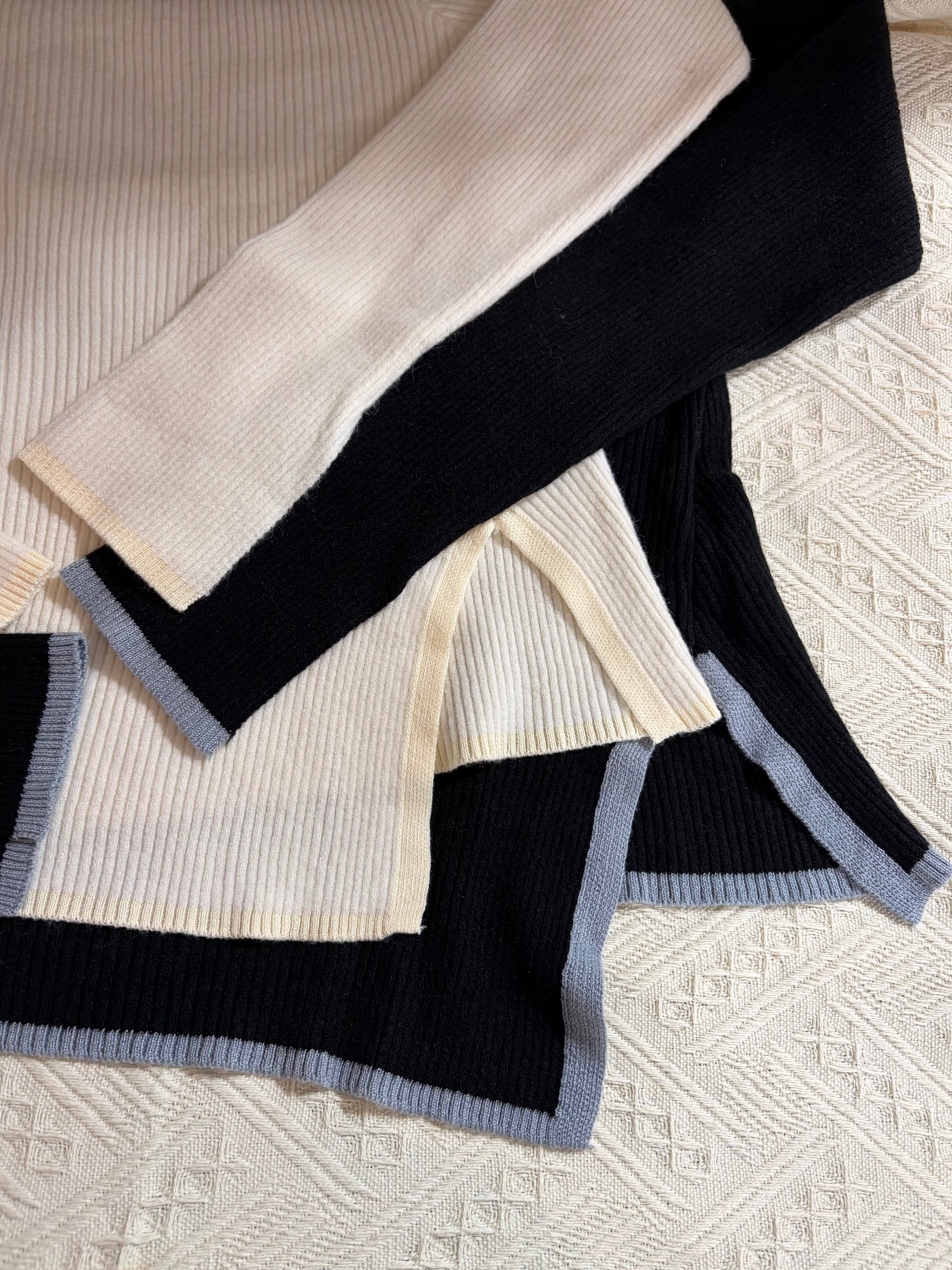 Ribbed High Neck Long Sleeves
