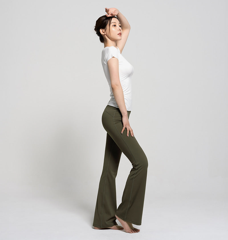 Lifting Fit Bootcut Leggings