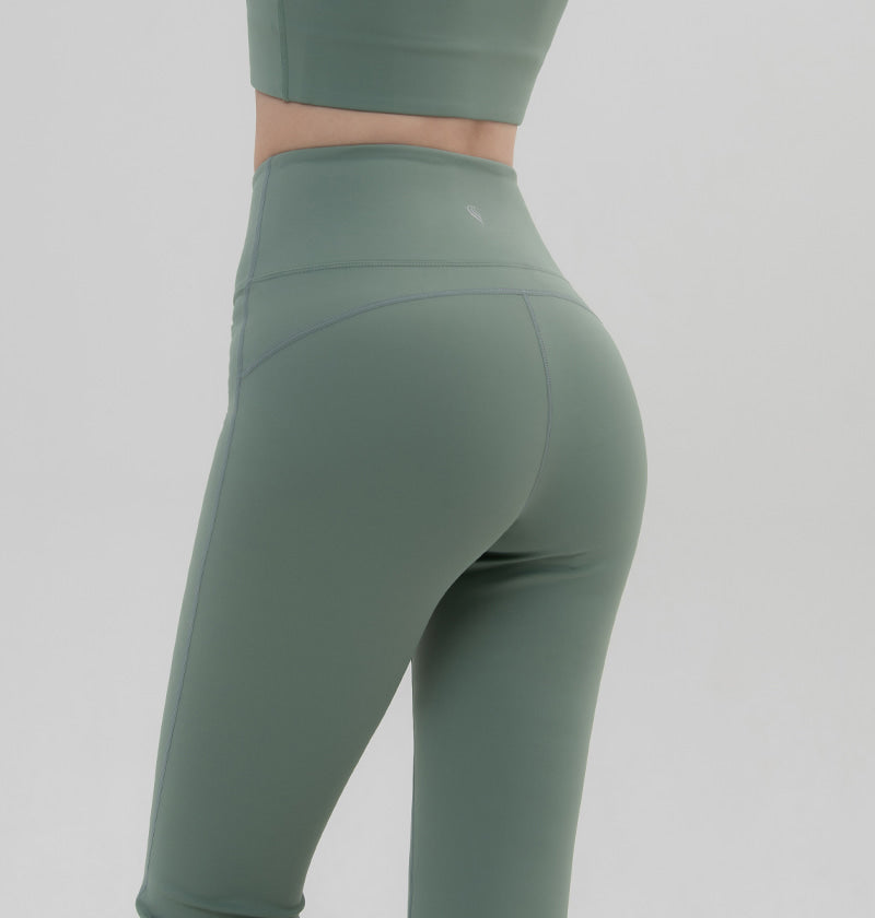 Lifting Fit Bootcut Leggings
