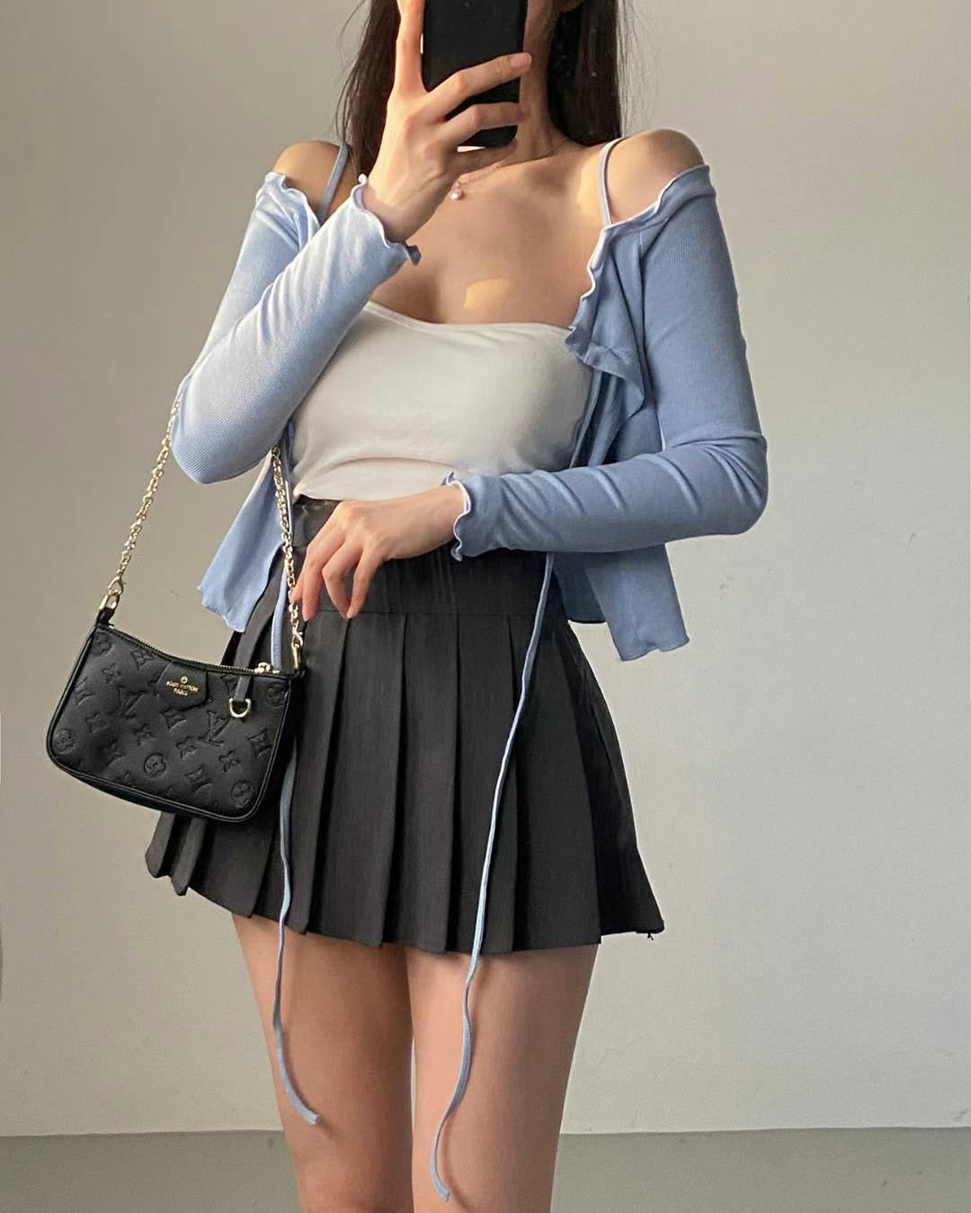 Off-shoulder Ribbon Cardigan