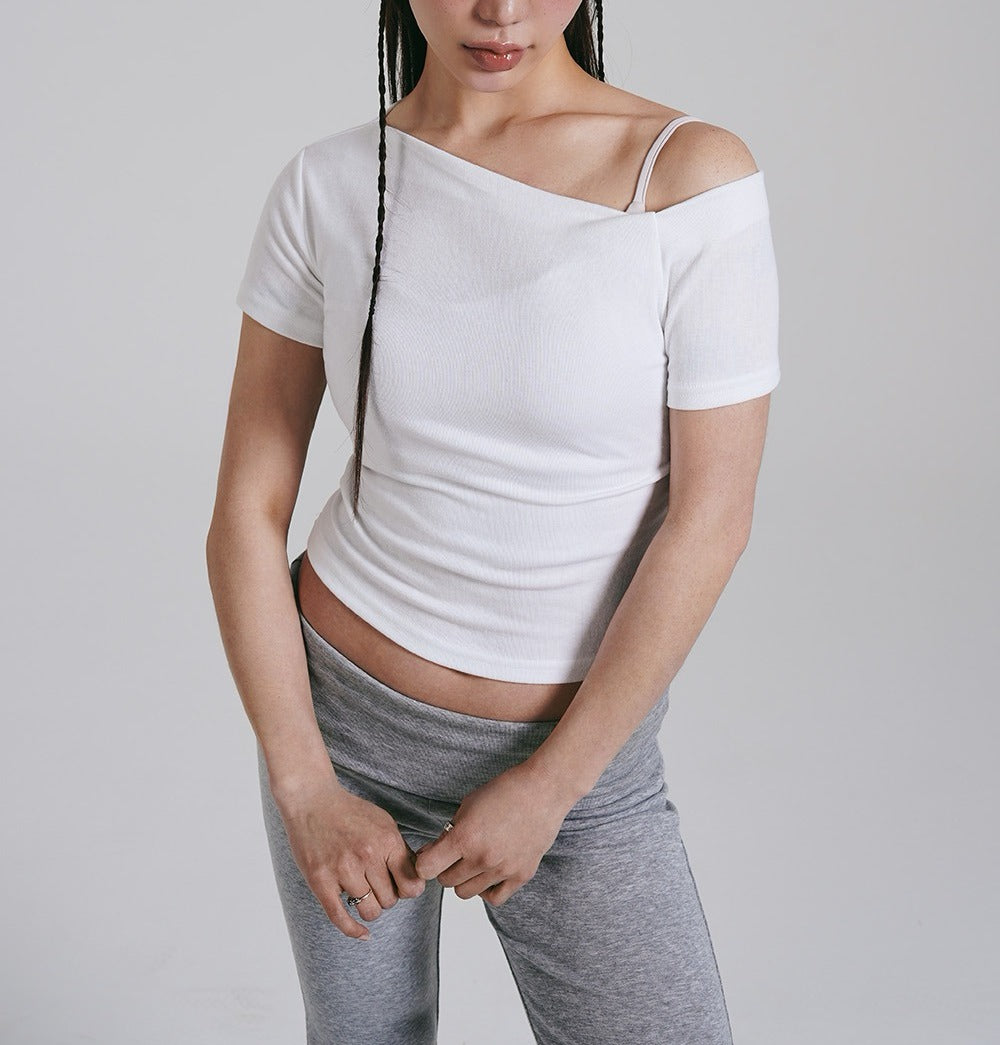 Unbalance Off-Shoulder Short Sleeve