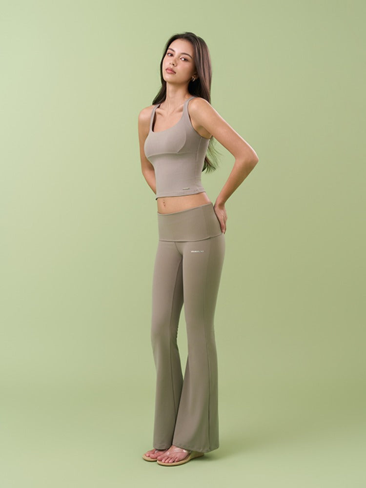 Soft Curve Halter Top